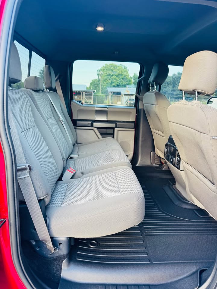 Ford F150 SuperCrew Cab XLT (2018) - Gasoline