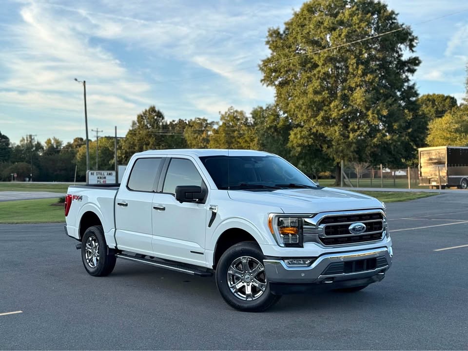 Ford F150 SuperCrew Cab XLT (2021) - Hybrid