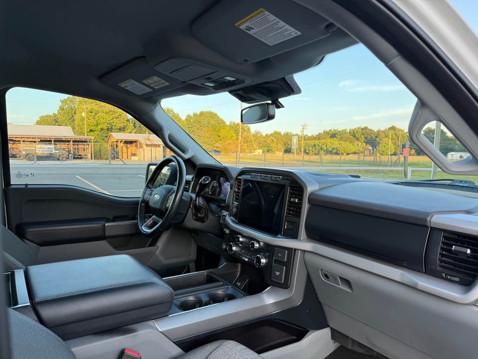 Ford F150 SuperCrew Cab XLT (2021) - Hybrid
