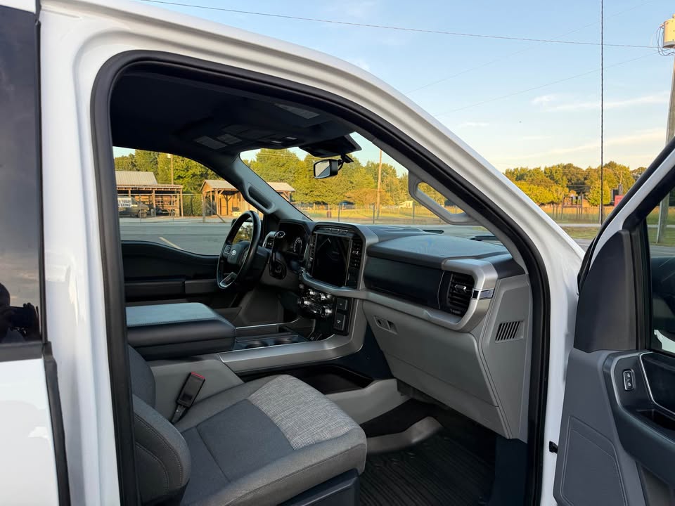 Ford F150 SuperCrew Cab XLT (2021) - Hybrid