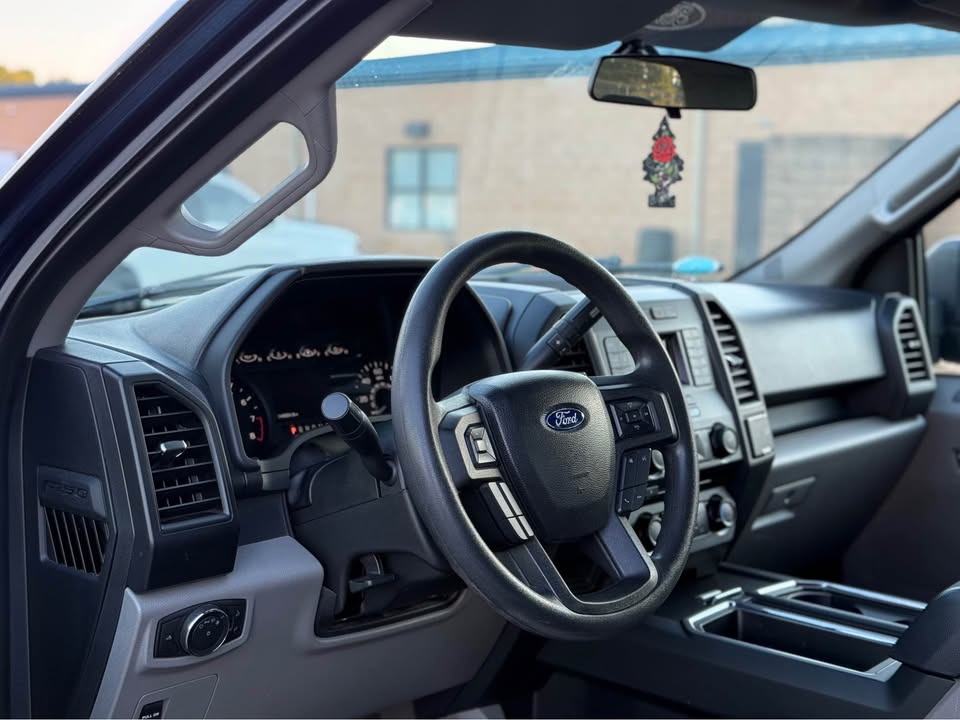 Ford F150 Super Cab XL (2018) - Gasoline