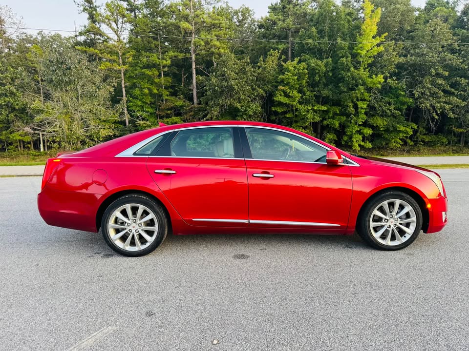 Cadillac XTS Premium Collection (2013) - Gasoline