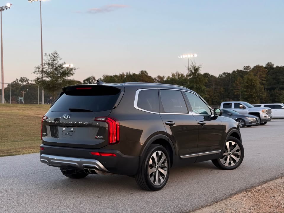 Kia Telluride S (2020) - Gasoline