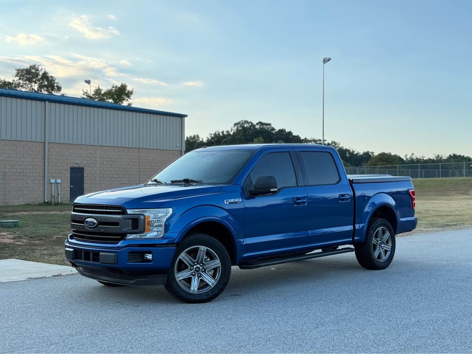 Ford F150 SuperCrew Cab XLT