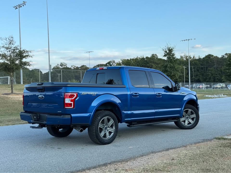 Ford F150 SuperCrew Cab XLT (2018) - Gasoline