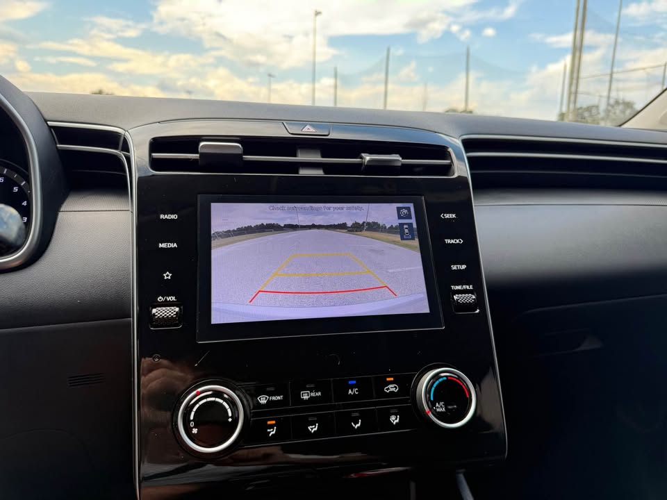 Hyundai Tucson SEL (2022) - Gasoline