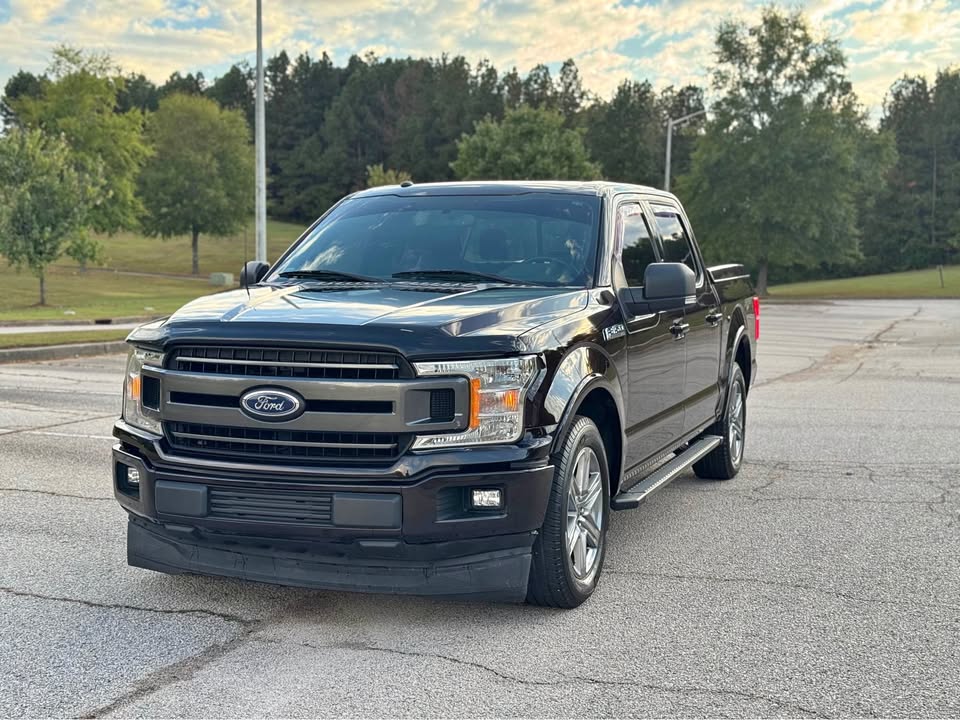 Ford F150 SuperCrew Cab XLT (2018) - Gasoline