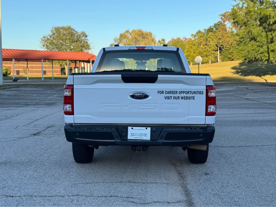 Ford F150 Super Cab XL (2021) - Gasoline