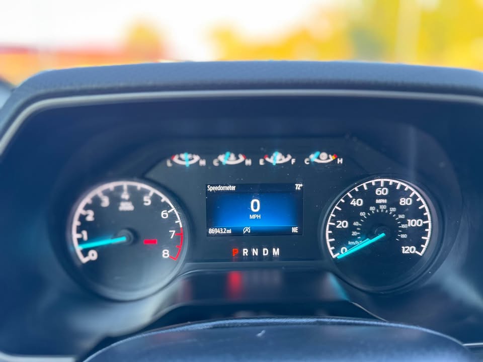 Ford F150 Super Cab XL (2021) - Gasoline