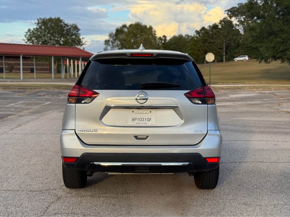 Nissan Rogue S (2020) - Gasoline