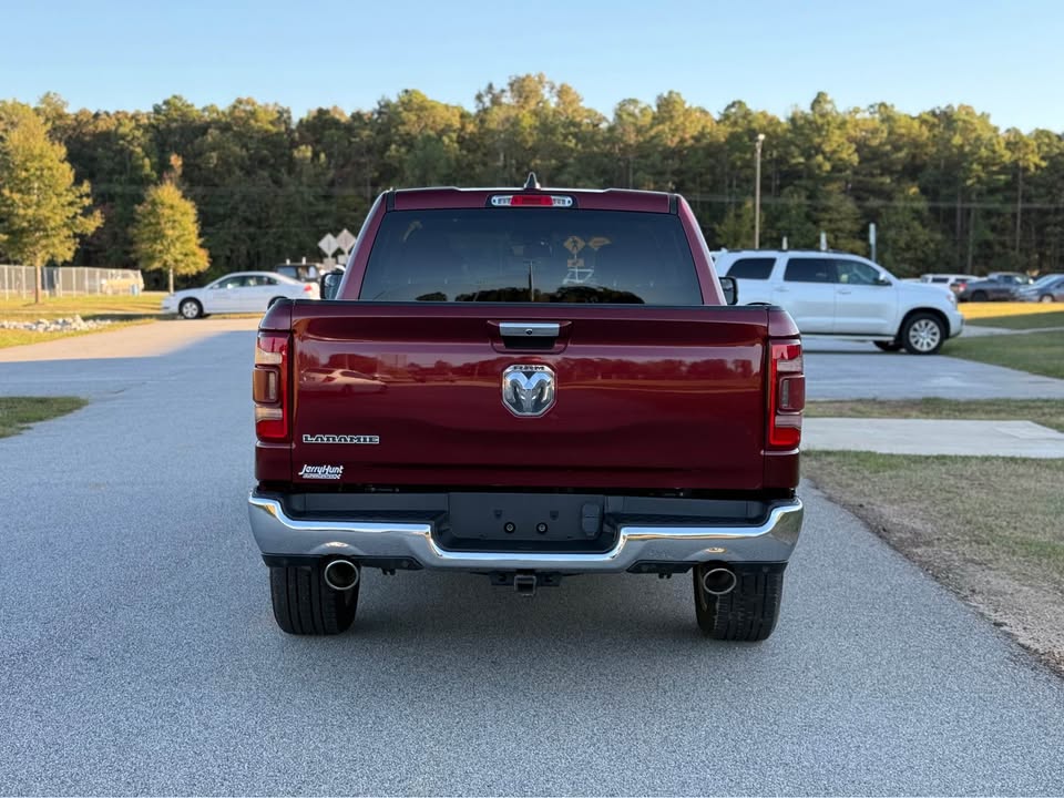Ram 1500 Crew Cab Laramie (2019) - Gasoline