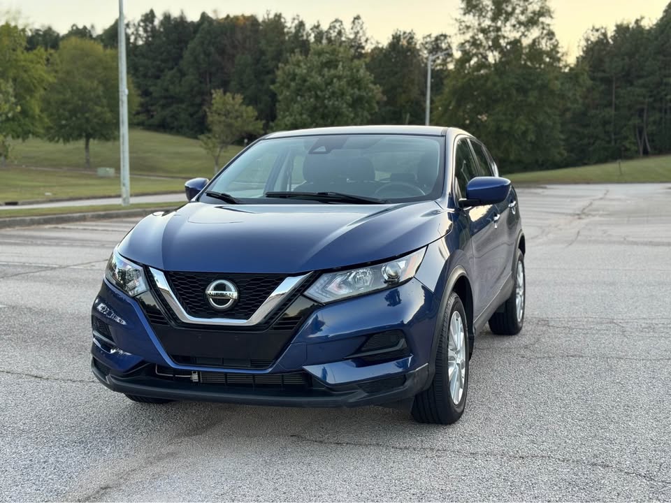 Nissan Rogue Sport S (2022) - Gasoline