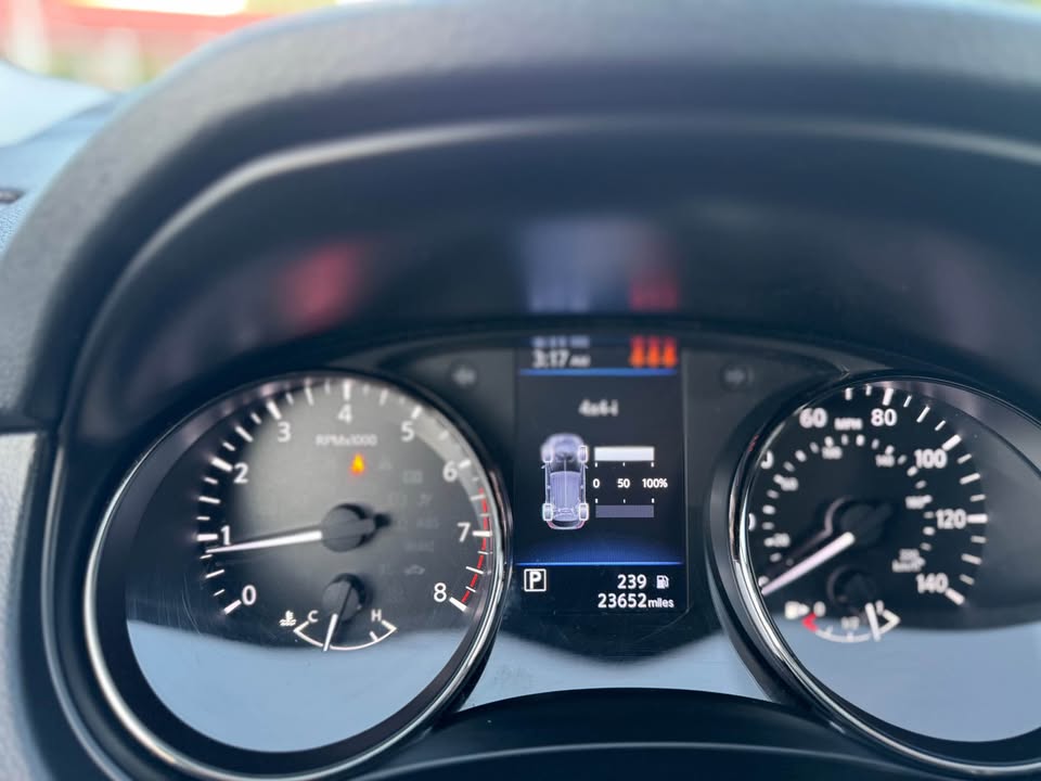 Nissan Rogue Sport S (2022) - Gasoline